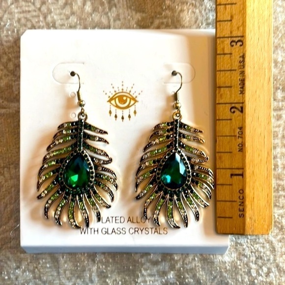 Brand New Eye Candy Crystal Peacock Feather Drop Earrings Green Sparkly - Picture 10 of 12